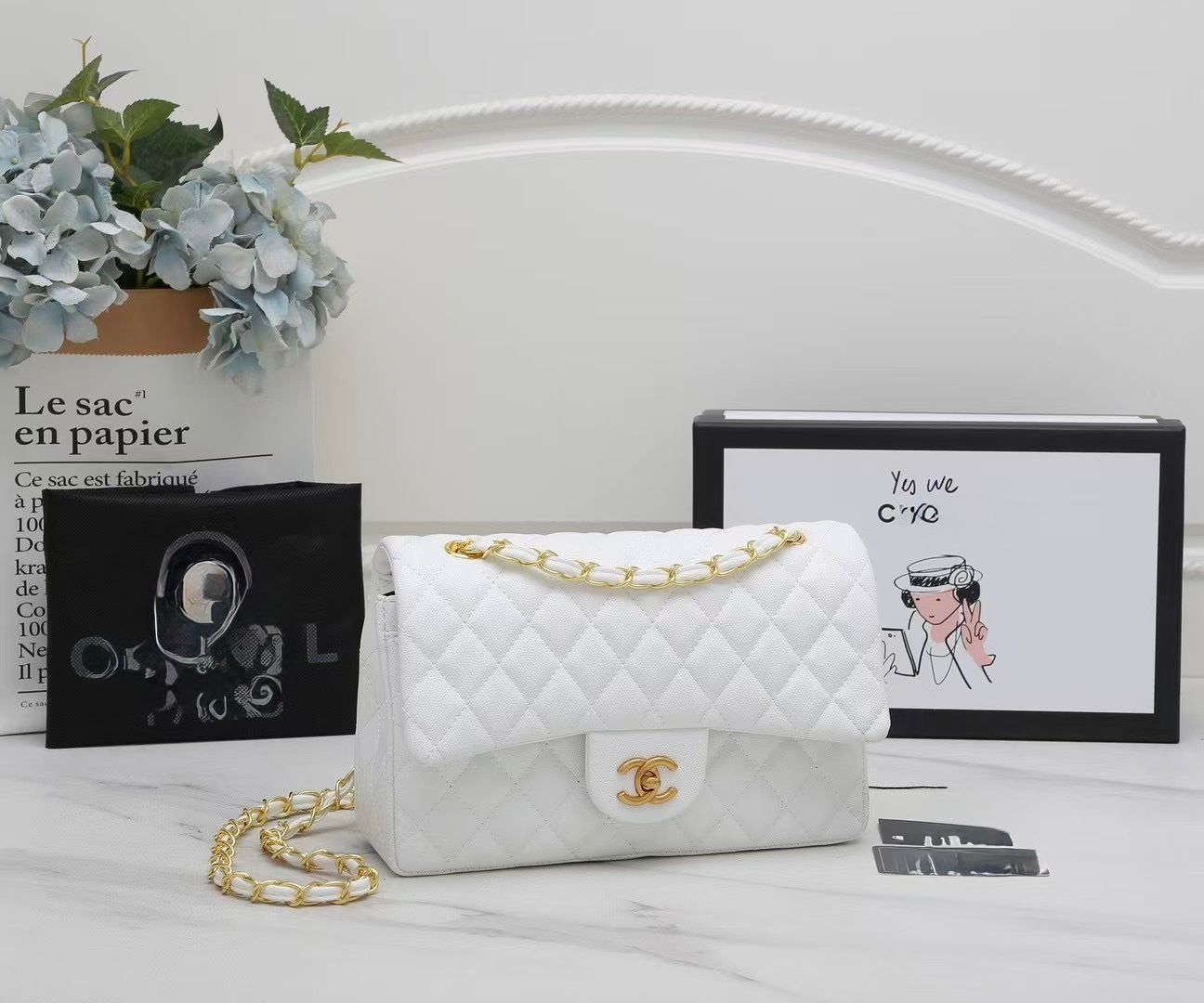 Small Classic Handbag