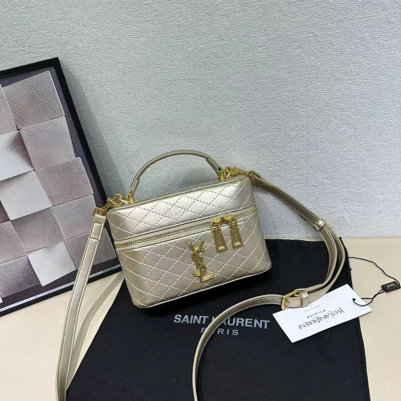 Gaby Medium Vanity Bag With Box